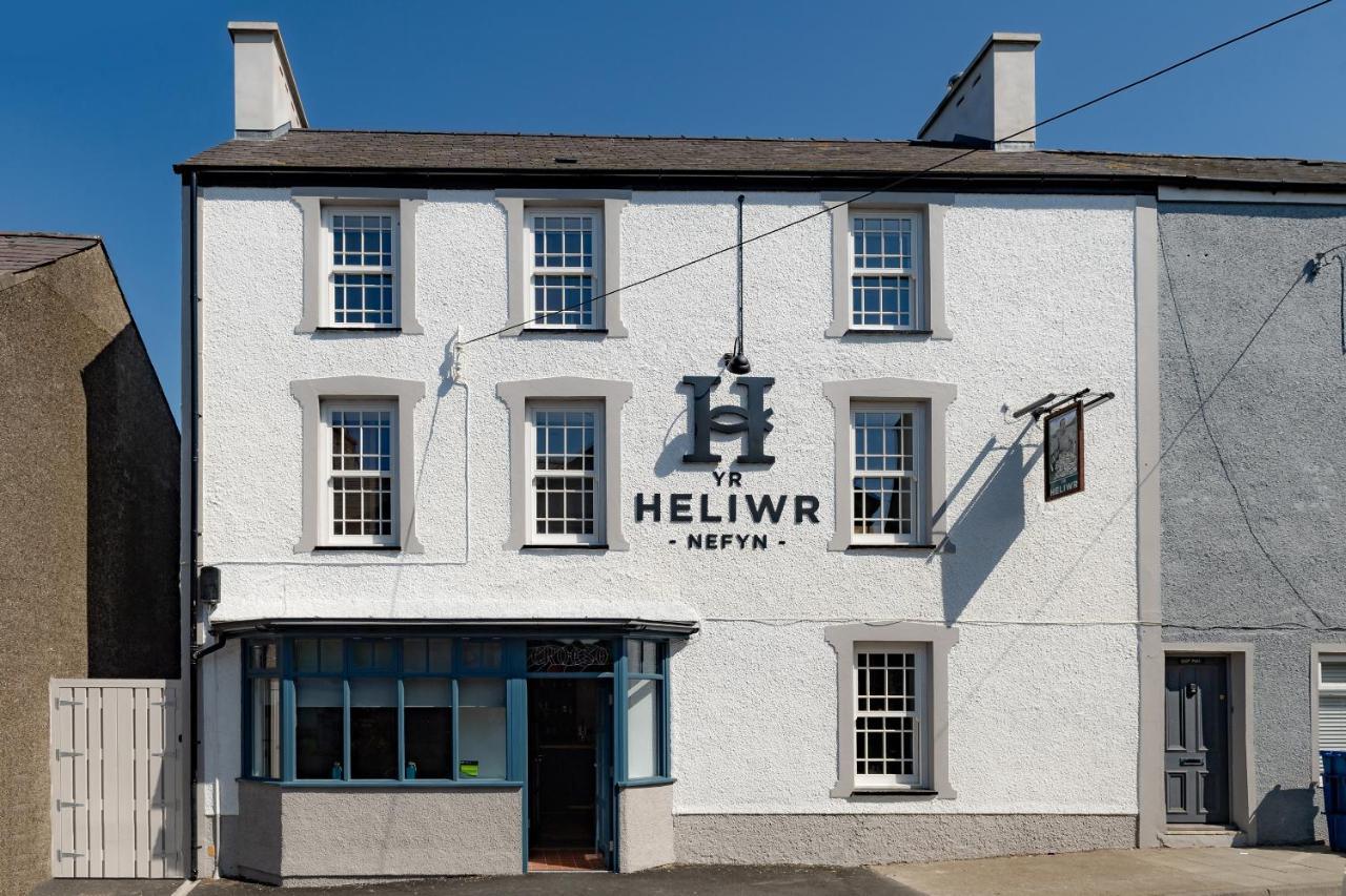 Tafarn Yr Heliwr Hostel Nefyn Εξωτερικό φωτογραφία