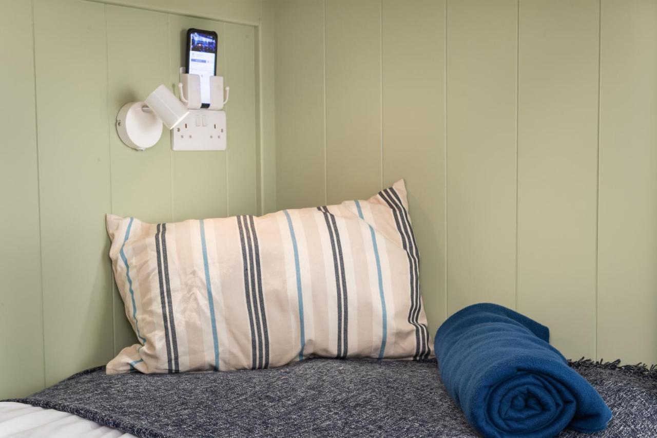 Tafarn Yr Heliwr Hostel Nefyn Εξωτερικό φωτογραφία