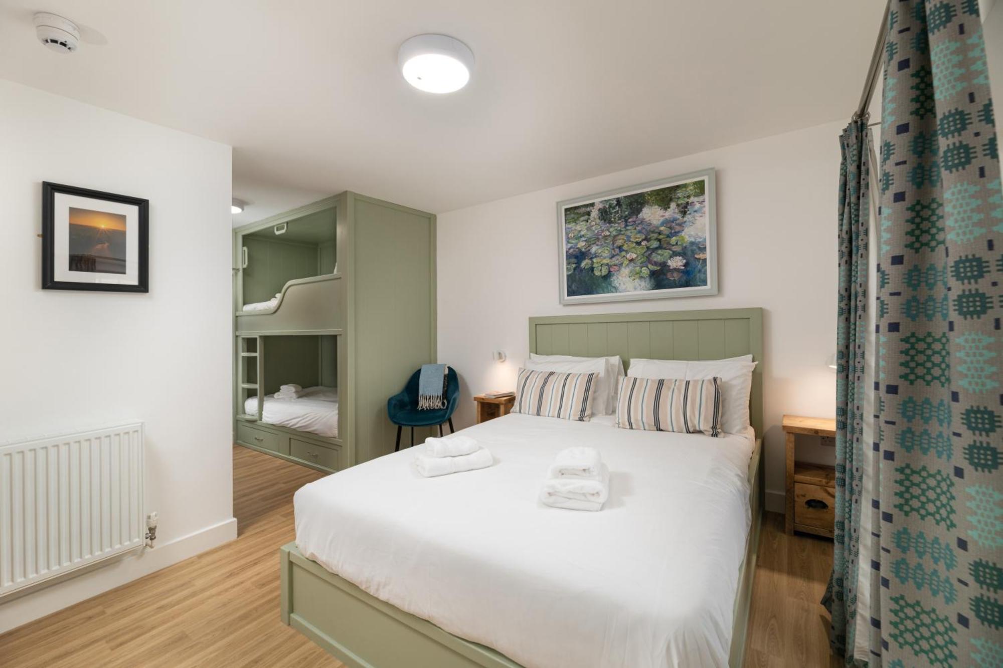 Tafarn Yr Heliwr Hostel Nefyn Εξωτερικό φωτογραφία
